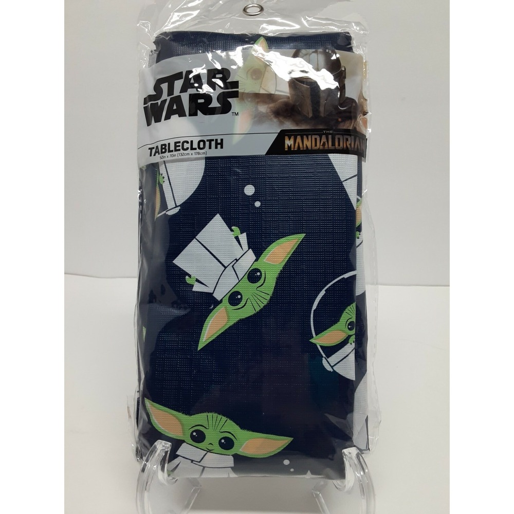 New‎ Disney Star Wars Mandalorian 52 in x 70 in (132cm x 177cm)Tablecloth